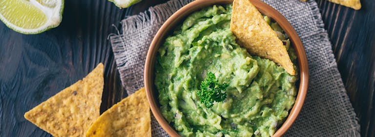 Het is internationale tortillachips dag! (En zo maak je ze zelf)