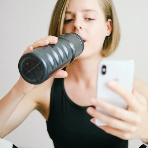 Water drinken voor, tijdens of na het sporten?